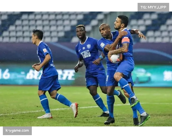 奥亚尔沙王冠决赛传射建功 中场活跃表现助球队掌控节奏